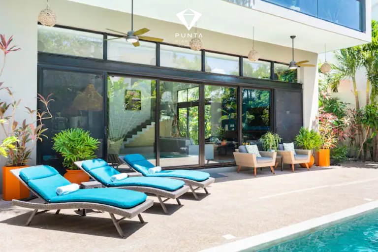 $5,500,000 USD VILLA DE LUJO EN TULUM